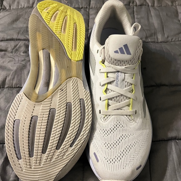 Adidas SuperNova - Picture 1 of 1